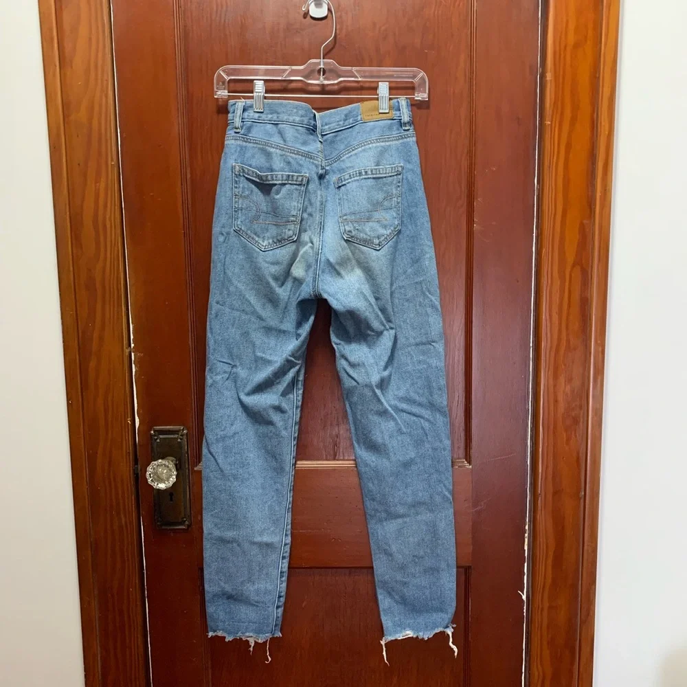 AE Mom Mid-Rise Jeans - Picture 2 of 4